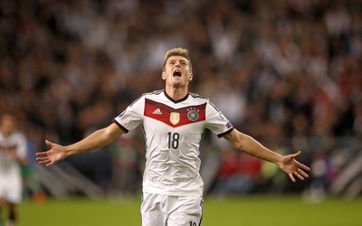 多宝电竞独家-于帕梅卡诺关键传球造杀机